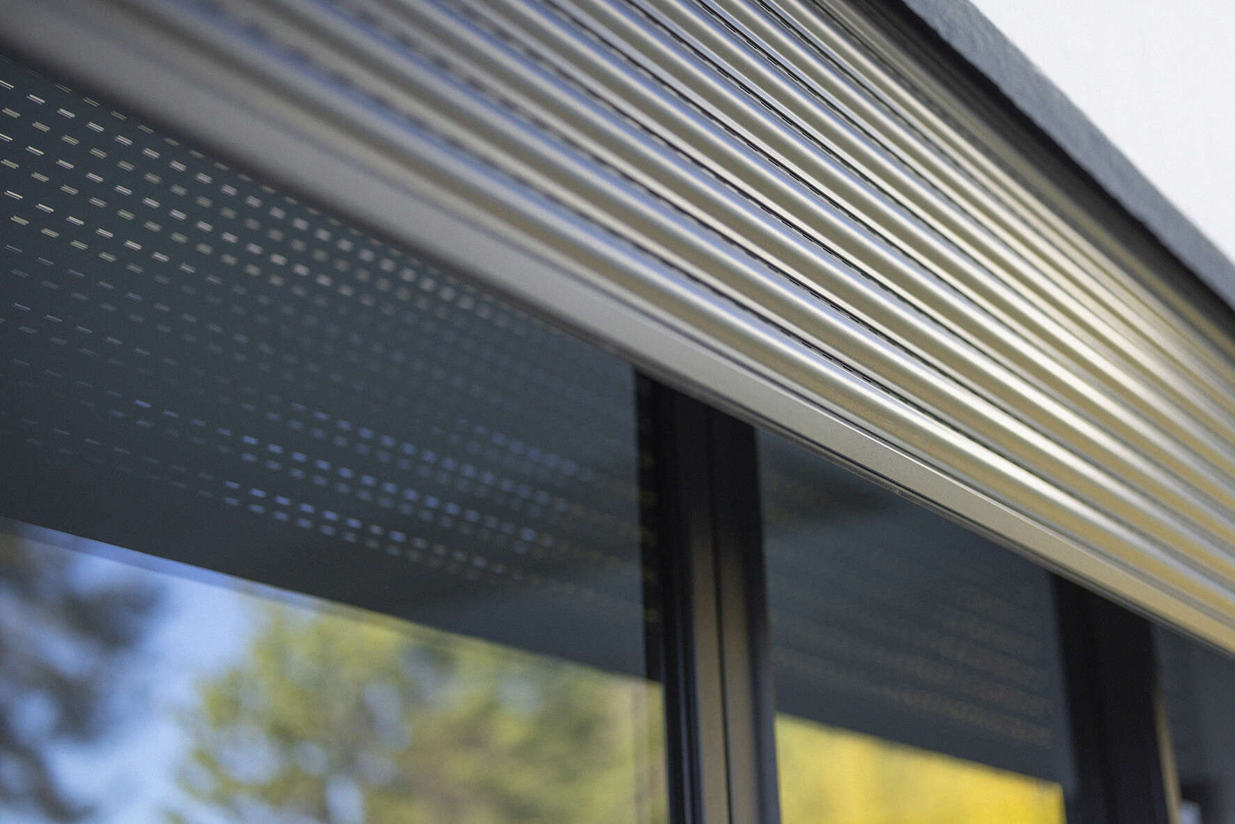 Tapparelle e persiane  Tapparelle e persiane